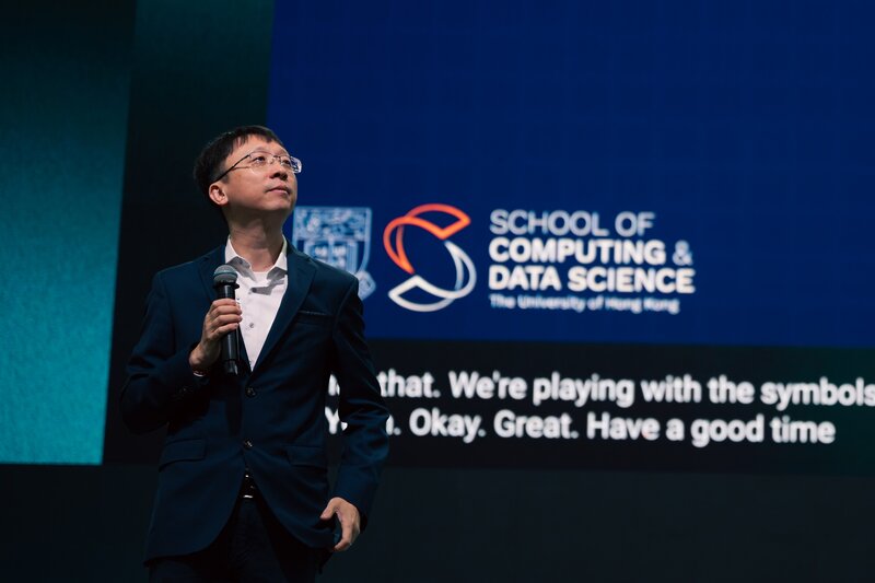 忆生科技创始人马毅受邀在顶会ICLR发表主题报告